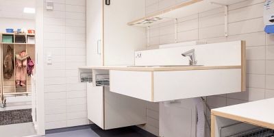 Kindergarten-fladhøj-wallmounted-self-produced-changing-table